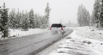 car repair in winter